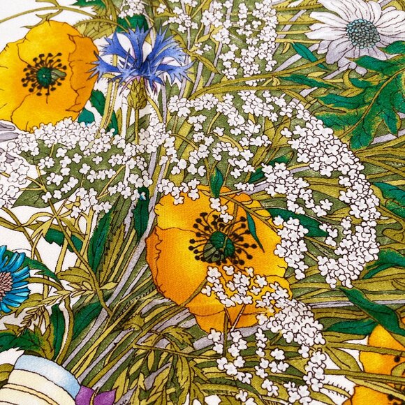 Gucci Vintage Silk Floral Bouquet Scarf Wheat Wildflowers Italy - Picture 8 of 14